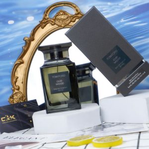 Alternative view of Nước Hoa Tom Ford Oud Wood Chính Hãng