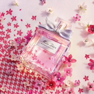 miss dior blooming bouquet 1 scaled