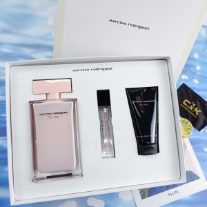 Alternative view of Set Narciso Rodriguez For Her Eau de Parfum 100ml + 10ml + Body Lotion 50ml